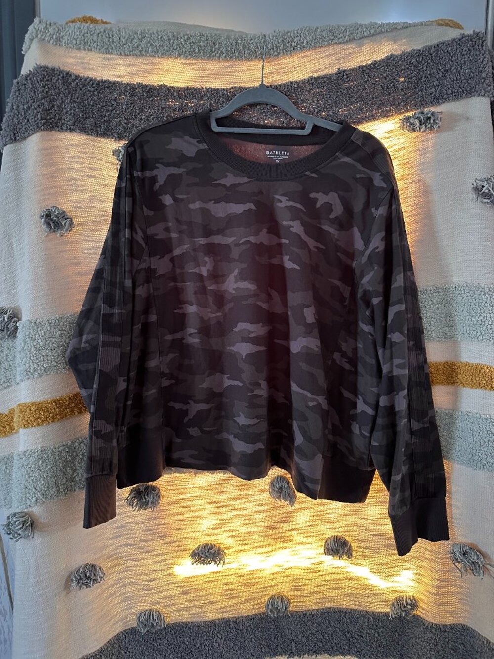 Athleta Camo Crewneck Sweatshirt - Dark Gray Camouflage Plus 2X